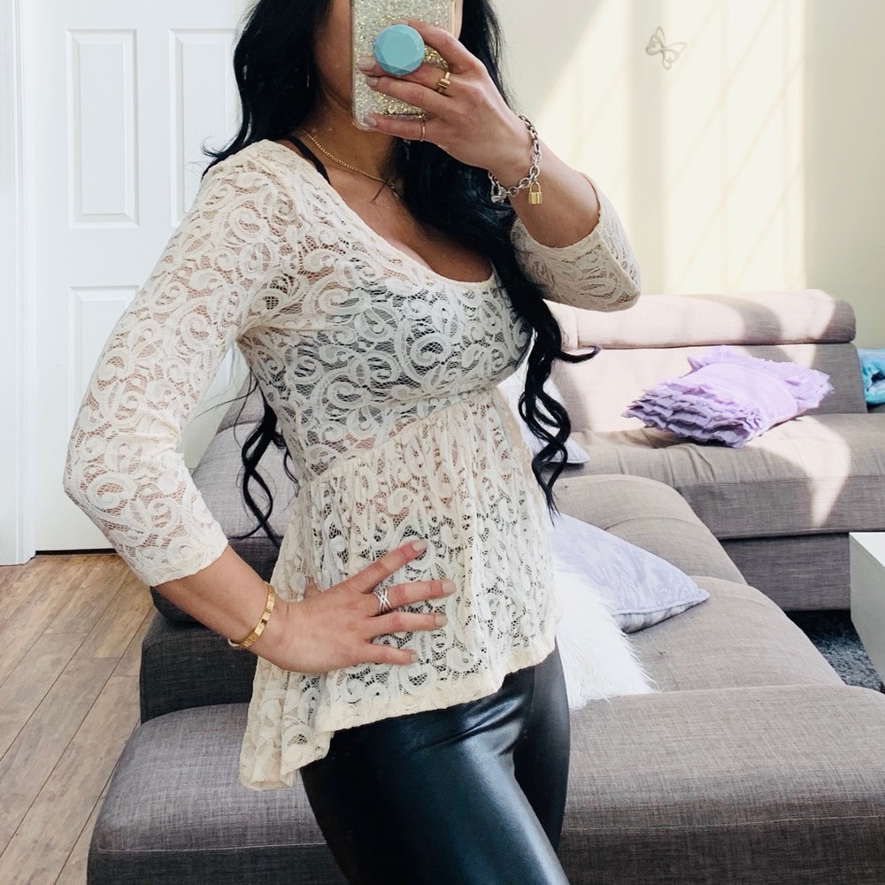 URBAN OUTFITTERS PINS AND NEEDLES LACE PEPLUM TOP